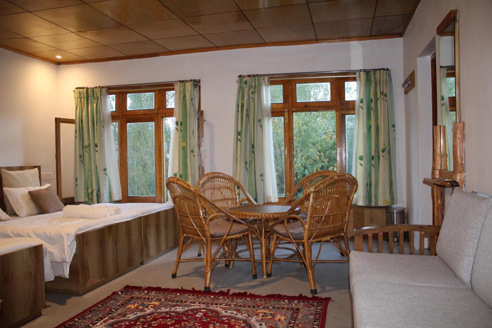 Karma Lodge Leh Zewnętrze zdjęcie